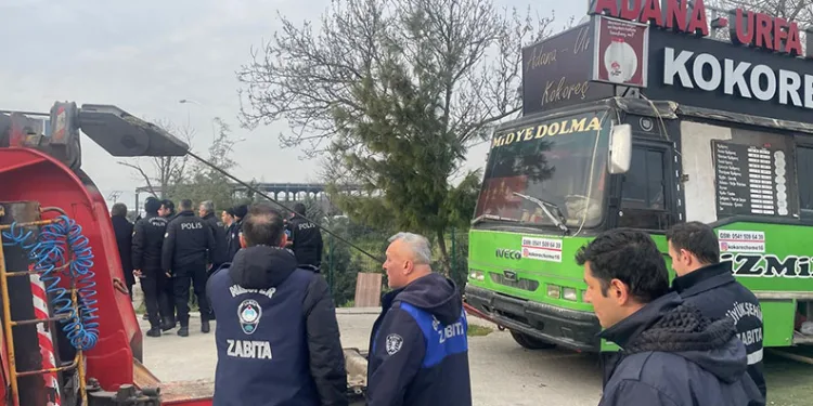 Lokanta minibüslere operasyon