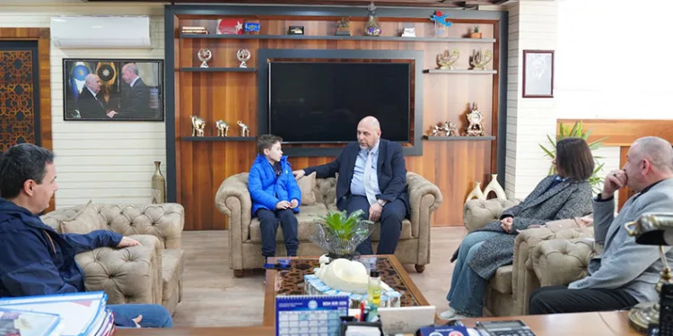 Bekir Aydın, Çifte Şampiyonluk Kazanan Öğrenciyi Ağırladı