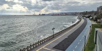Marmara’da deniz ulaşımına poyraz engeli