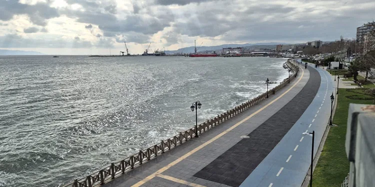 Marmara’da deniz ulaşımına poyraz engeli