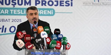 Yıldırım’da temel atma ve anahtar teslim törenleri