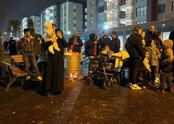 Depremin simgesi Ebrar Sitesi’nde hüzünlü yıl dönümü