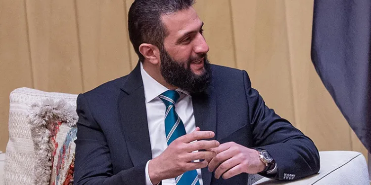 Macron’dan Suriye Devlet Başkanına davet