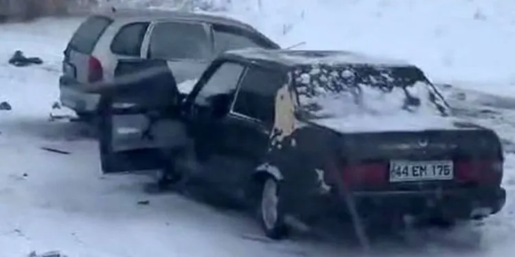 Elazığ’da zincirleme trafik kazası: 5 yaralı