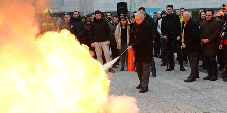 Nilüfer Belediyesi’nde yangın tatbikatı