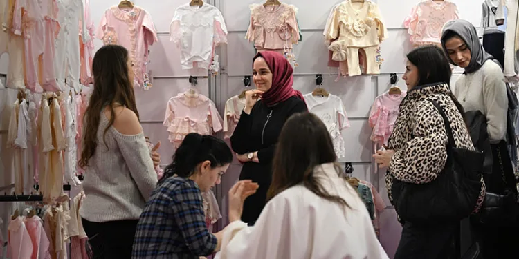 Bebek ve çocuk giyim sektörü Junioshow’da buluştu