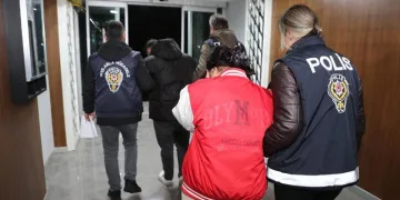 Mersin’de bilişim dolandırıcılığı ve yasa dışı bahis operasyonu: 10 gözaltı