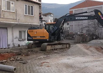 Bursa Büyükşehir’den sağlıklı altyapı için yoğun mesai