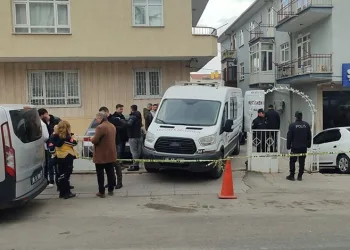 Ankara’da cinnet geçiren anne 2 çocuğunu öldürdü