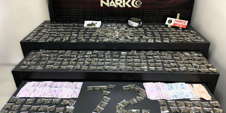 Batman’da uyuşturucu madde ile yakalanan sokak satıcısı yakalandı