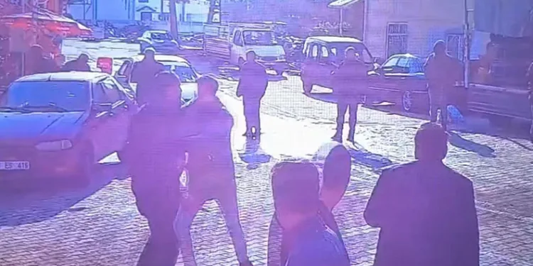 Elazığ’da bıçaklı, sopalı, fırın kürekli kavga