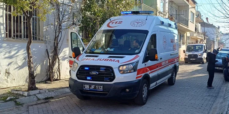 Genç kadın evinde ölü bulundu