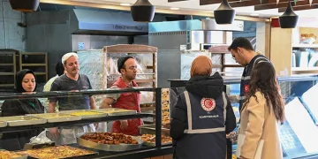 “İzmir’e bir ilki daha yaşatmaktan çok mutluyuz”