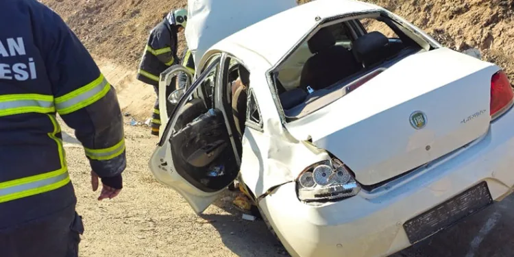 Diyarbakır’da otomobil takla attı: 6 yaralı