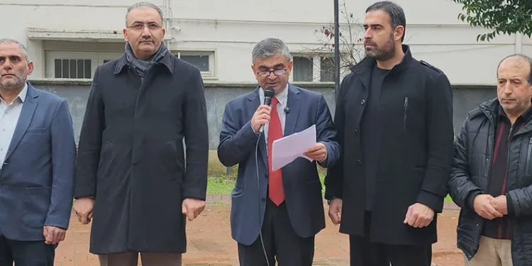 Mustafakemalpaşa Belediyesinden imamlara şok karar