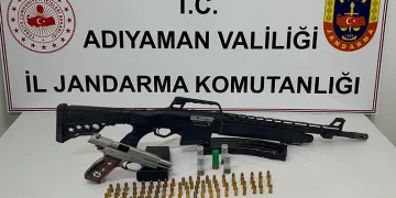 Şüpheli şahsın evinden silah ve mermiler ele geçirildi