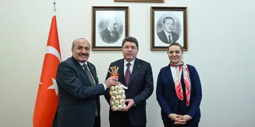 Dışişleri Bakanı Fidan, Mısırlı mevkidaşı Abdulati ile görüştü