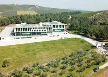 Mudanya Üniversitesi dünyaya açılıyor