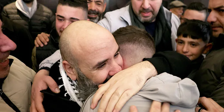 İsrail, 369 Filistinliyi serbest bıraktı