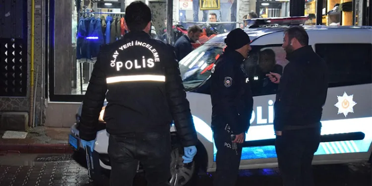 Malatya’da bıçaklı kavga: 3 yaralı