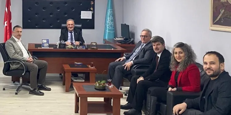 BURSA’DA EĞİTİM İŞ BİRLİKLERİ GÜÇLENİYOR