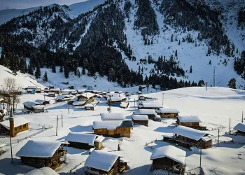 Şavşat’ın kış manzaraları büyülüyor