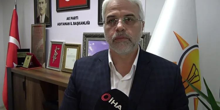 Özgür Özel’in Bakan Murat Kurum’la ilgili açıklamasına AK Parti’den yalanlama