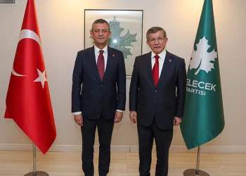 Özgür Özel’den Davutoğlu’na ziyaret