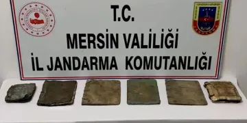 Mersin’de 6 adet tarihi el yazması kitap ele geçirildi: 3 gözaltı