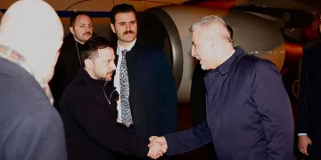 CHP Genel Başkanı Özel’den Davutoğlu’na ziyaret