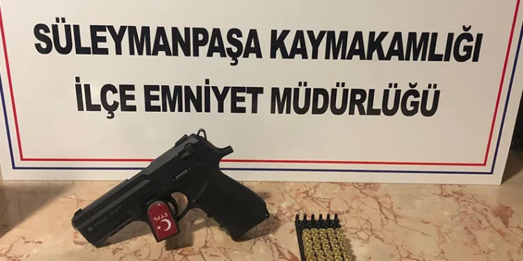 Tekirdağ’da kurusıkı tabanca ile ateş eden 2 kişi yakalandı