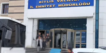 Bitlis merkezli sahte polis operasyonu: 5 kişi tutuklandı