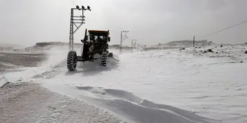 Jandarmadan köy okuluna ziyaret