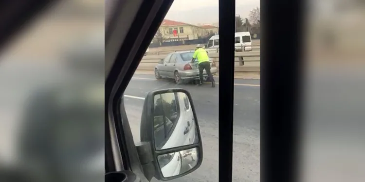 TOKİ Kavşağı’nda meydana gelen trafik kazasında 1 kişi yaralandı