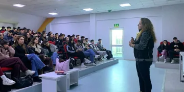 Narkotik ekiplerinden öğrencilere eğitim