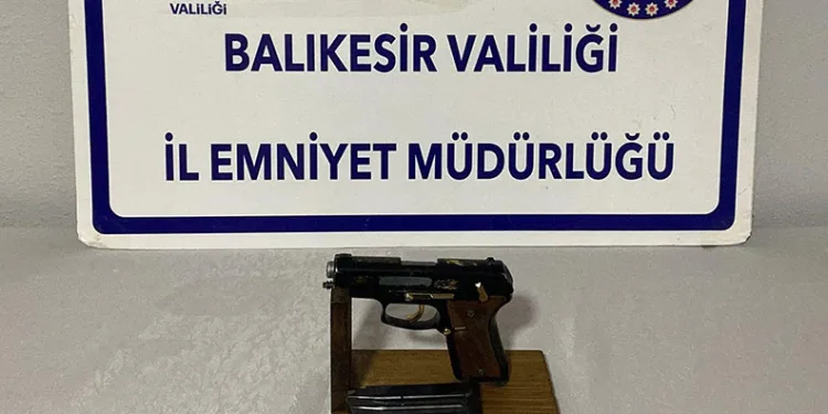 Sarıyer’de akrobatik hareketler yapan motosikletli kamerada