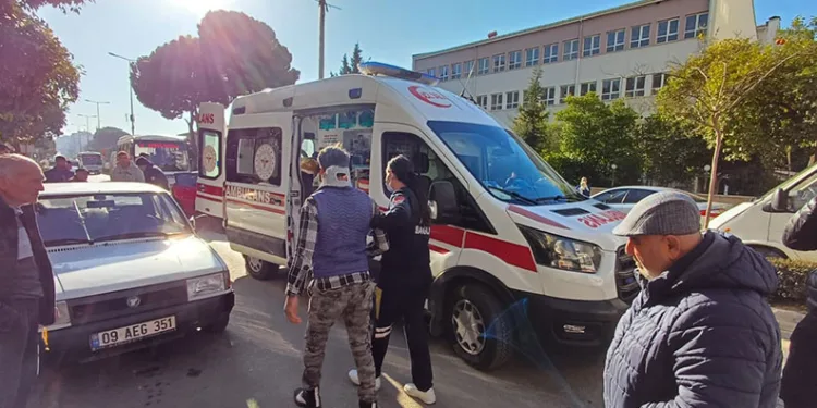 Aydın’da otomobiller çarpıştı: 3 yaralı