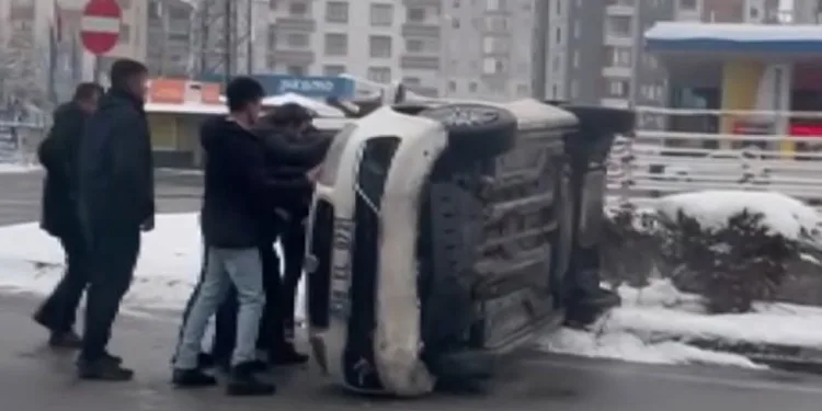 Edirne’de biri gri kategoride yer alan iki terörist yakalandı
