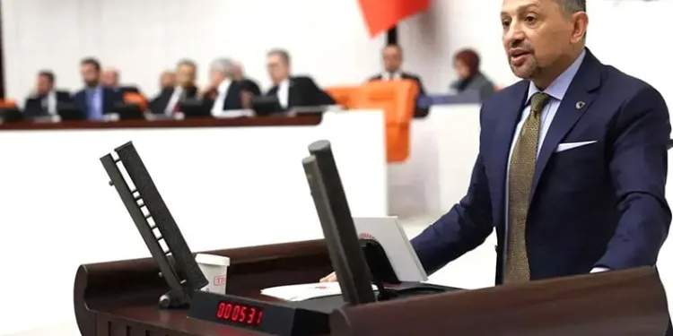 Kurtulmuş, Nagoya’da Türk Vatandaşlarıyla Buluştu