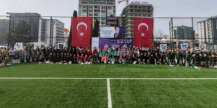 Nilüfer Kız Cup 2025’in şampiyonu Ufukspor
