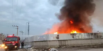 Bursa’da çöp toplama merkezinde yangın