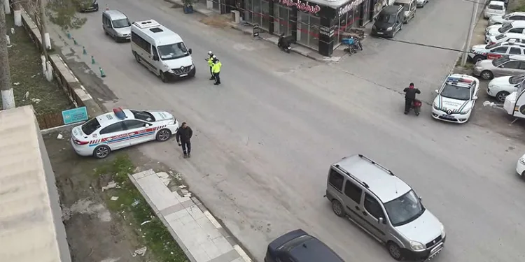 Sarıyer’de akrobatik hareketler yapan motosikletli kamerada