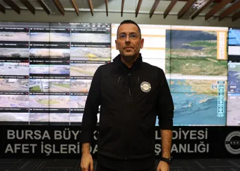 Bursa’da yolu kesip böyle eğlendiler