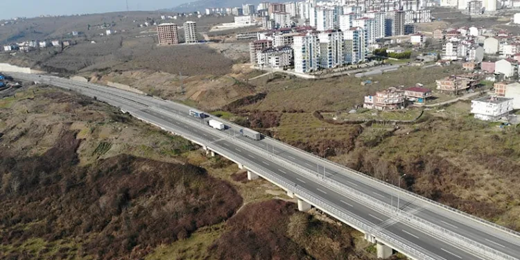 İki şehir arası 15 dakikaya iniyor