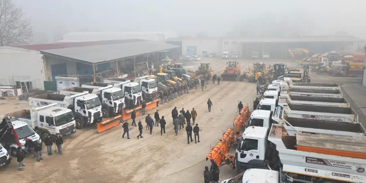 İnegöl, kar yağışına hazır