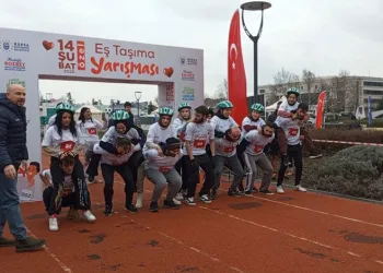Bursa’da çiftler 14 Şubat için yarıştı