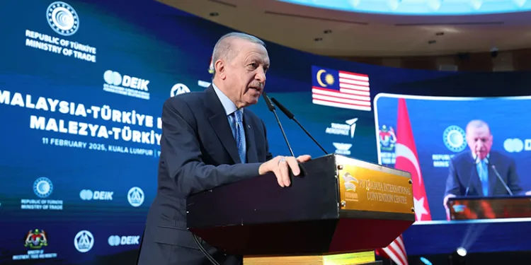 ”Ekonomik Büyümede Sayılı Ülkeler Arasındayız”