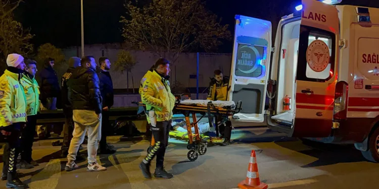 Bursa’da bariyerlere çarpan motosiklet sürücüsü ağır yaralandı