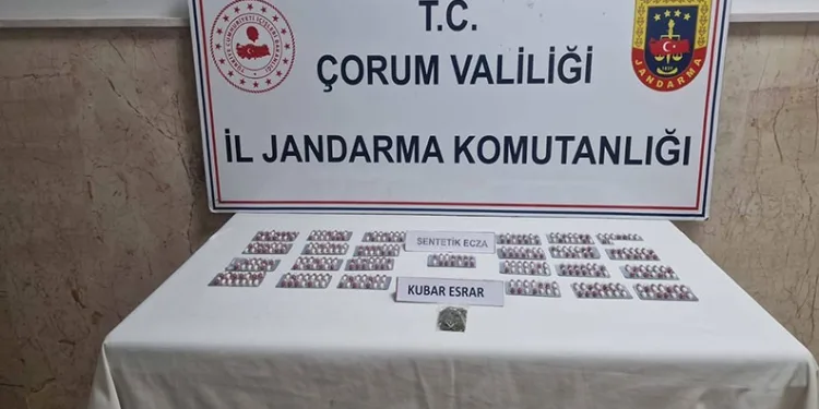 Tamir etmek istediği tırın altında kalmıştı: Son yolculuğuna uğurlandı