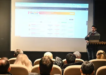 Tarihi Çarşı ve Hanlar Bölgesi’ndeki BTSO üyeleri e-ticaretteki gelirlerini artırıyor